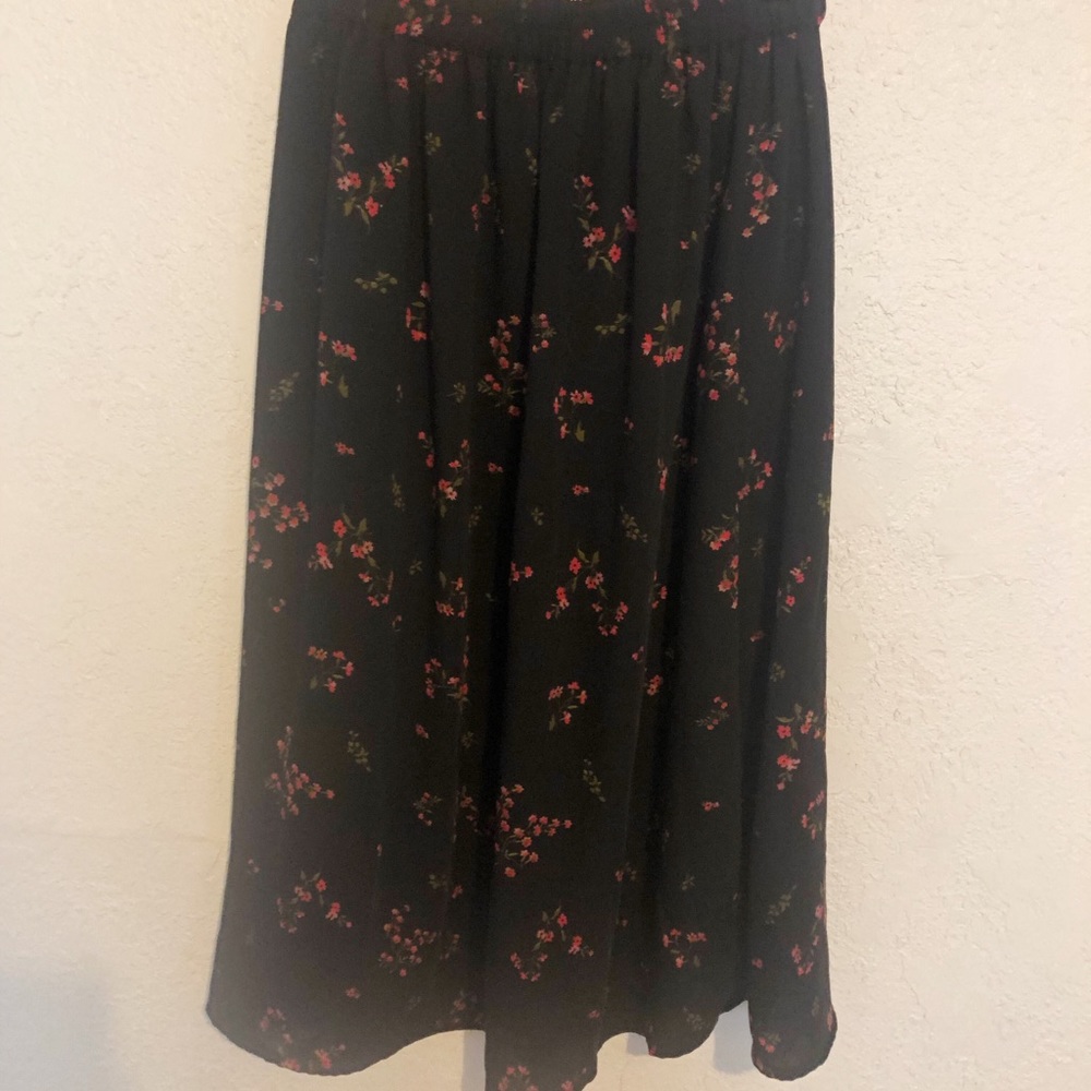 Midi floral skirt